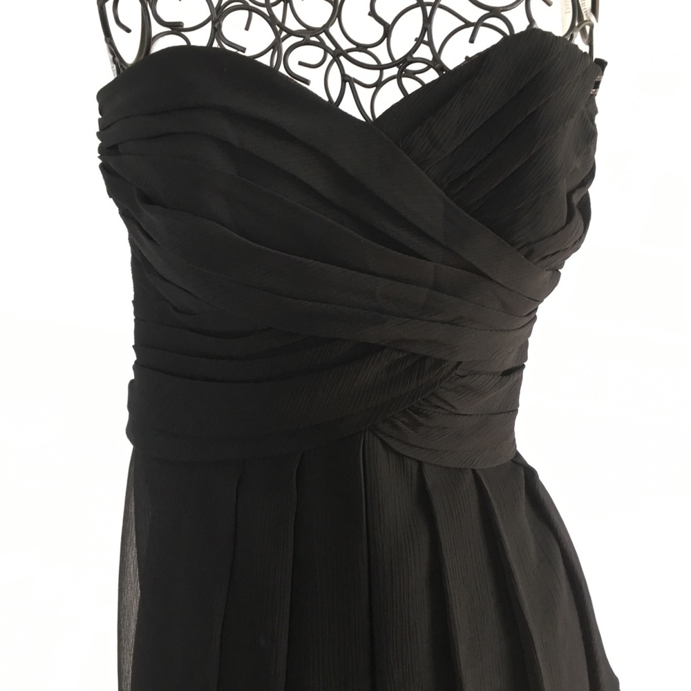 BLACK SWEETHEART NECKLINE CHIFFON DRESS